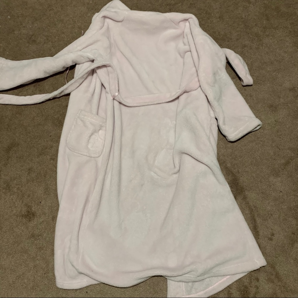 Women's Pink Fleece Robe - Picture 12 of 12